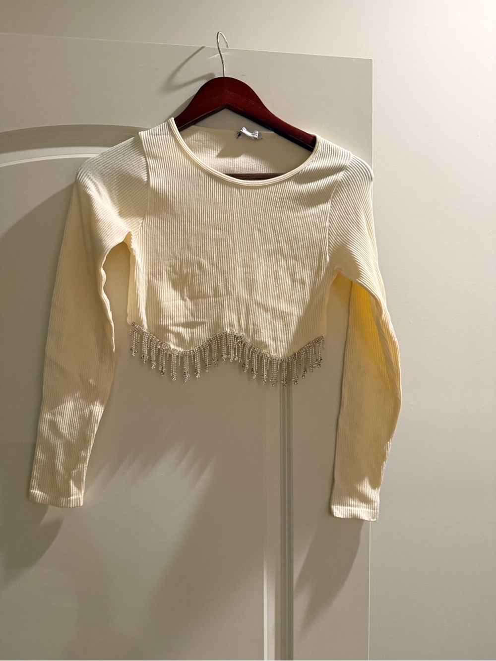 Zara Women’s Cream Beaded Hem Long-Sleeve Crop Top
